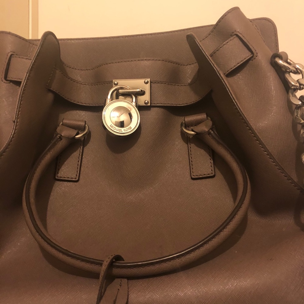 Michael kors purse